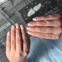 کاشت و ترمیم ناخن|خدمات آرایشگری و زیبایی|پرند, فاز ۲|دیوار