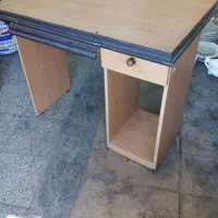 میزتحریر|میز تحریر و کامپیوتر|بروجرد, |دیوار