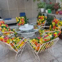 میز  و صندلی فلزی