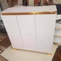 جاکفشی میز تی وی