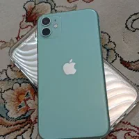 اپل iPhone 11 با حافظهٔ ۱۲۸ گیگابایت