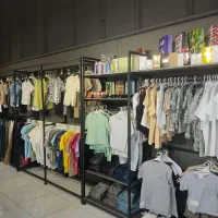 استخدام فروشنده خانم|استخدام بازاریابی و فروش|خمینی‌شهر, |دیوار