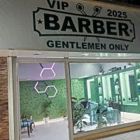 استخدام آرایشگر مردانه در محیطی با دیزاین لاکچری