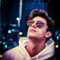 تبدیل عکس های گوشی شما با مناظر و....