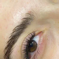 اکستیشن مژه و لیفت ابرو