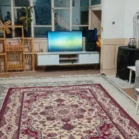 یک واحد ۷۵ متری طبقه اول خیابان طالقانی ۱۰