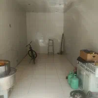 مغازه شیک و تمیز