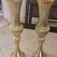 گلدان پایه بلند طلایی