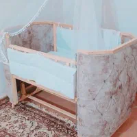 تخت گهواره ای