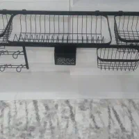 آبچکان پشت پنجره نو
