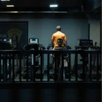 مربی آقا با مدرک حداقل درجه ۳