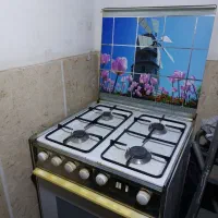 میز تحریر با صندلی،اجاق گاز ۴شعله،دوتا مبل تک نفره|میز تحریر و کامپیوتر|تهران, مجیدیه|دیوار