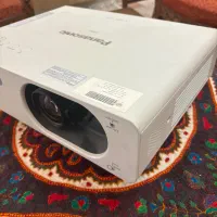 ویدیو پرژکتور پاناسونیک