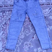 تعدادی لباس‌ پسرانه|لباس|میانه, |دیوار