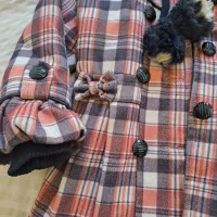 پالتو دخترانه ۸ ساله بسیار تمیز و سالم در حد نو|کفش و لباس بچه|شیراز, شهرک سراج|دیوار