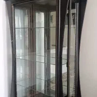 ویترین شیشه