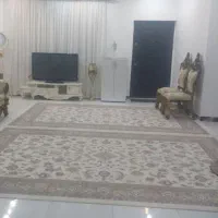 یه جفت فرش کرم نه متری