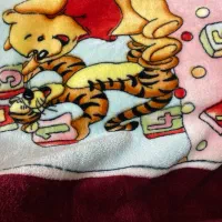 پتو و پشه بند و تشک کودک|رختخواب، بالش، پتو|سمنان, |دیوار