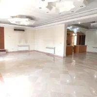 ۲۵۰ متر ۴خوابه/ تاپ لوکیشن/ حیاط مشجر و سبز|اجارهٔ آپارتمان|تهران, پاسداران|دیوار