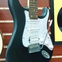 گیتار الکتریک ایبانز stratocaster
