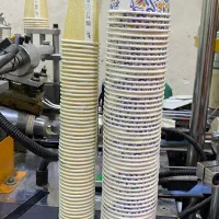 لیوان کاغذی