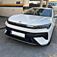 کی ام سی j7