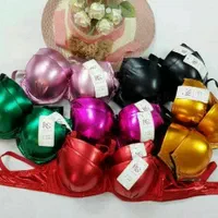 سوتین اسفنجی براق دیسکویی وارداتی سایز 75 تا 90|لباس|ری, دیلمان|دیوار