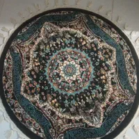 دوتا دم دری وی فرش گرد قالی|پادری|مشهد, کشاورز|دیوار