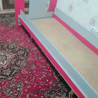 یک عدد تخت کودک