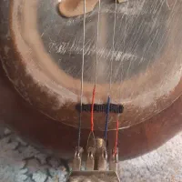 کمانچه قدیمی|سازهای سنتی|شیروان (خراسان), |دیوار