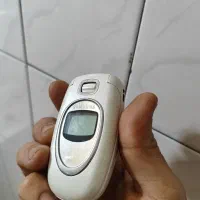 گوشی سامسونگ تخم مرغی e340