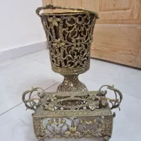 ساعت گلدان جای سطل آشغالی ودستمال برنجی خیلی سنگین|ساعت دیواری و تزئینی|اسلام‌شهر, زرافشان|دیوار
