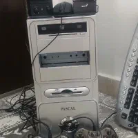 کیس وهمه وسایلاش بجز مانیتور