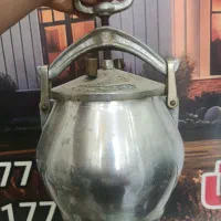 زود پز قدیمی سالم