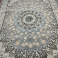 فرش ۷۰۰ شانه دوازده متری با رنگ و طرح بسیار زیبا|فرش|قم, پردیسان|دیوار