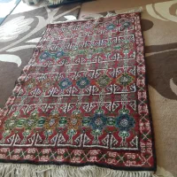 قالی دست بافت