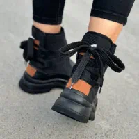 نیم بوت کاپشنی|کیف، کفش، کمربند|شیراز, محراب|دیوار