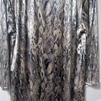 بلوز مخمل در حد نو