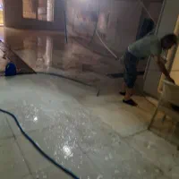 خدمات نظافت تجاری آپارتمان مغازه خونه پارکینگ|خدمات نظافت|کاشان, رجایی|دیوار