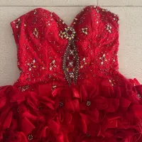 لباس مجلسی|لباس|قم, نیروگاه|دیوار