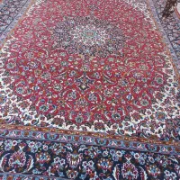 تعدادی فرش تمیز