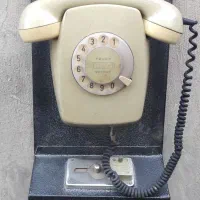 تلفن سکه ای قدیمی