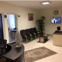دو خانم منشی در دفتر اداری و فنی و مهندسی
