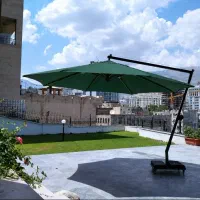 چُترِ کافی شاپی و باغی