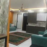 سویت،سوییت بزرگ ،کوچک، استخردار