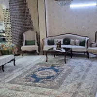 واحد ۸۸ متری سه طبقه تک واحدی طبقه دوم با پارکینگ.