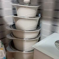 قابلمه|ظروف پخت‌وپز|باینگان, |دیوار