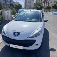 پژو ۲۰۷ سقف فلز اتوماتیک ۸۵گانه TU5P سفید مدل ۱۴۰۳