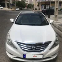 هیوندا YF. ۲۰۱۱