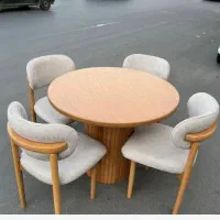 میز ناهارخوری. اسپرت|میز و صندلی غذاخوری|کرمان, |دیوار